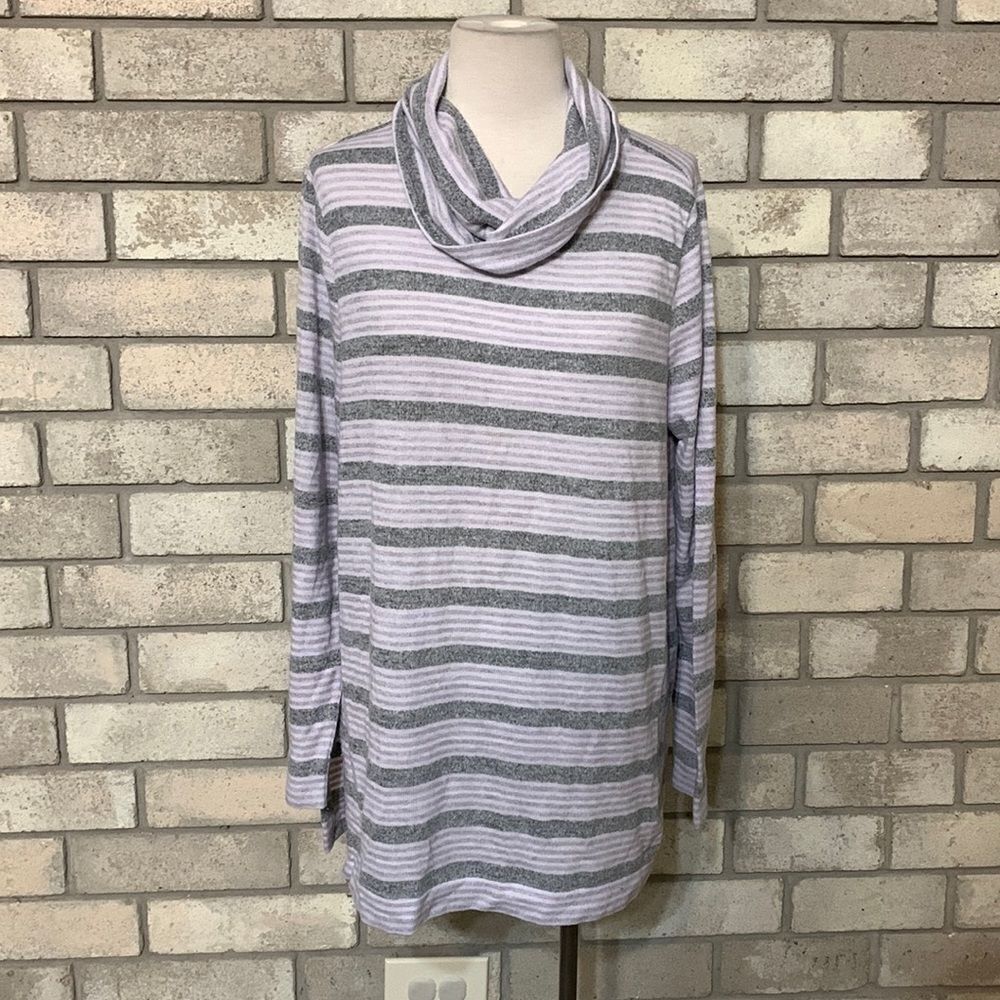 3for$20 light sweater large